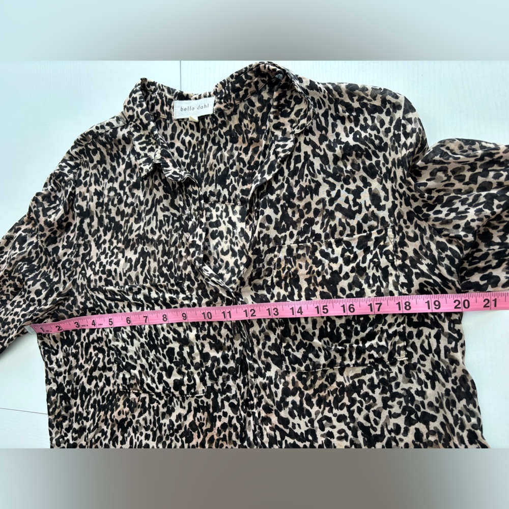 Bella Dahl Animal Print Button Down Short Size S - Picture 5 of 6